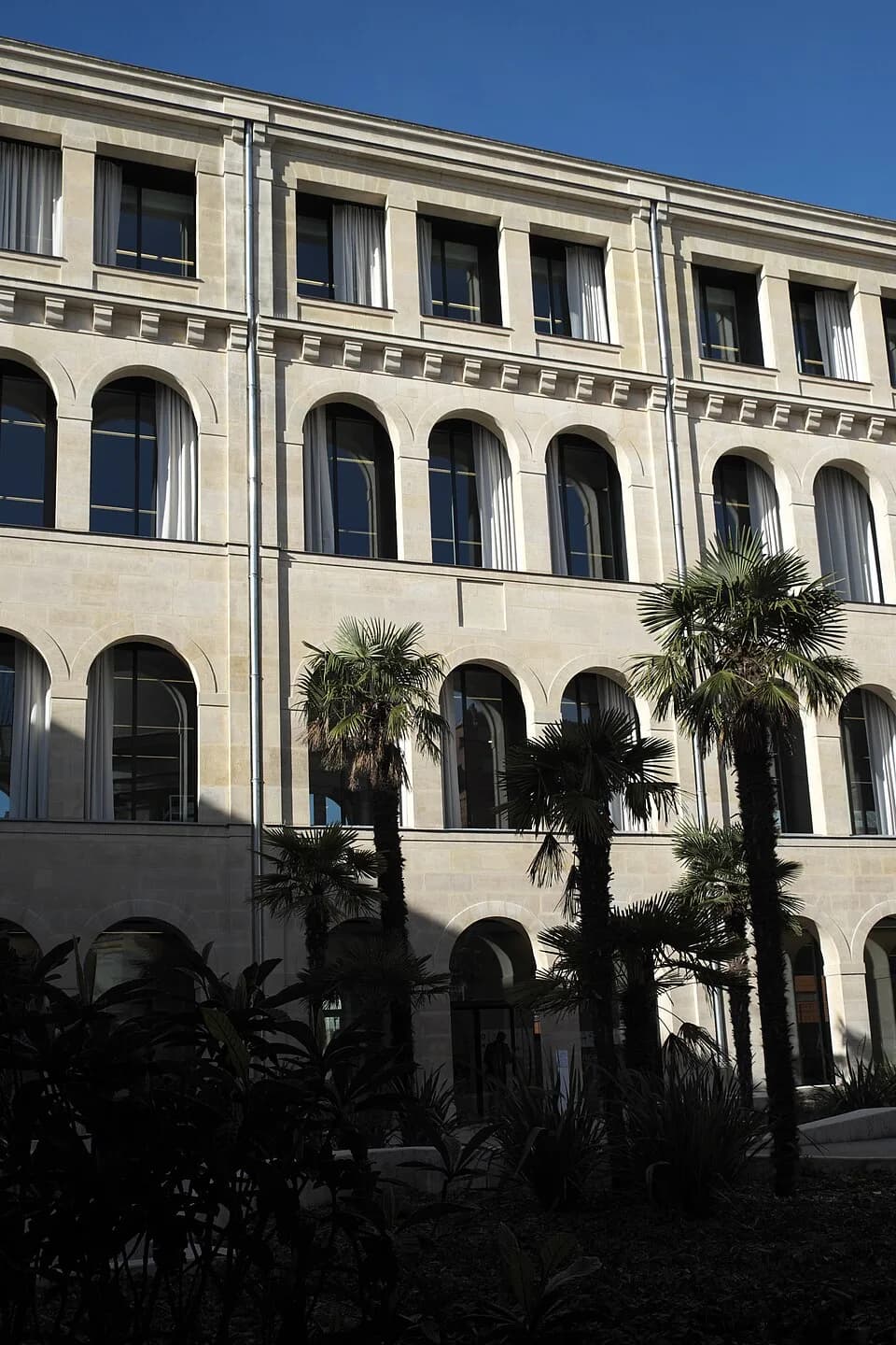 Françoise Sagan - Médiathèque Françoise-Sagan, ehemaliges Gefängnis Saint-Lazare, später Hôpital Saint-Lazare, 8 rue Léon-Schwartzenberg, im 10. Arrondissement in Paris (Frankreich)