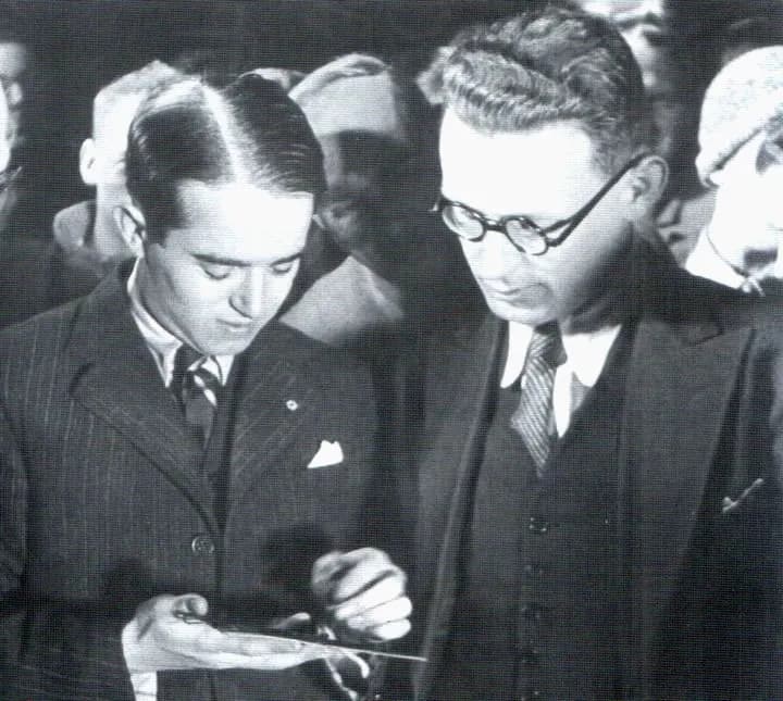 Mikhail Botvinnik - Salo Flohr and Mikhail Botvinnik in the 1930s