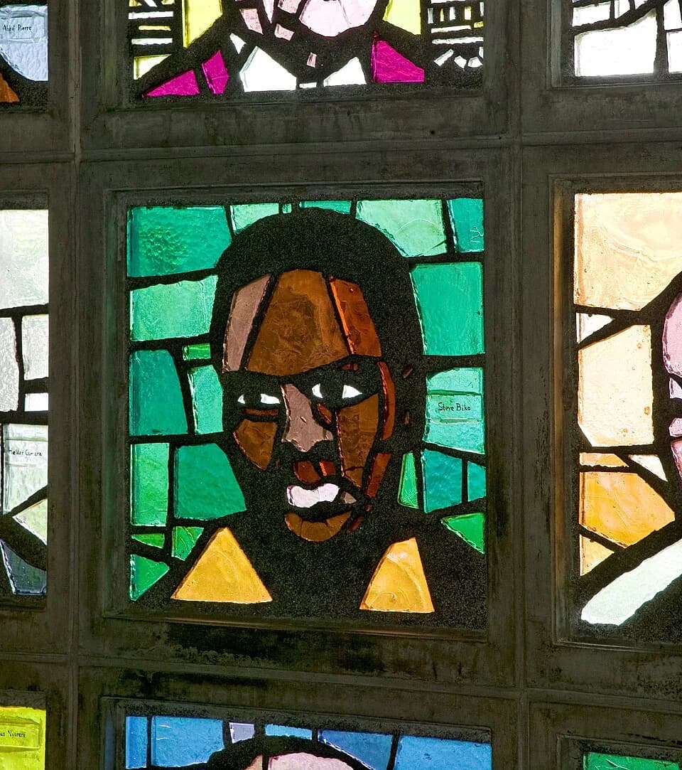 Steve Biko - Steve Biko. Stained glass window by Daan Wildschut in the Saint Anna Church, Heerlen (the Netherlands), ca. 1976