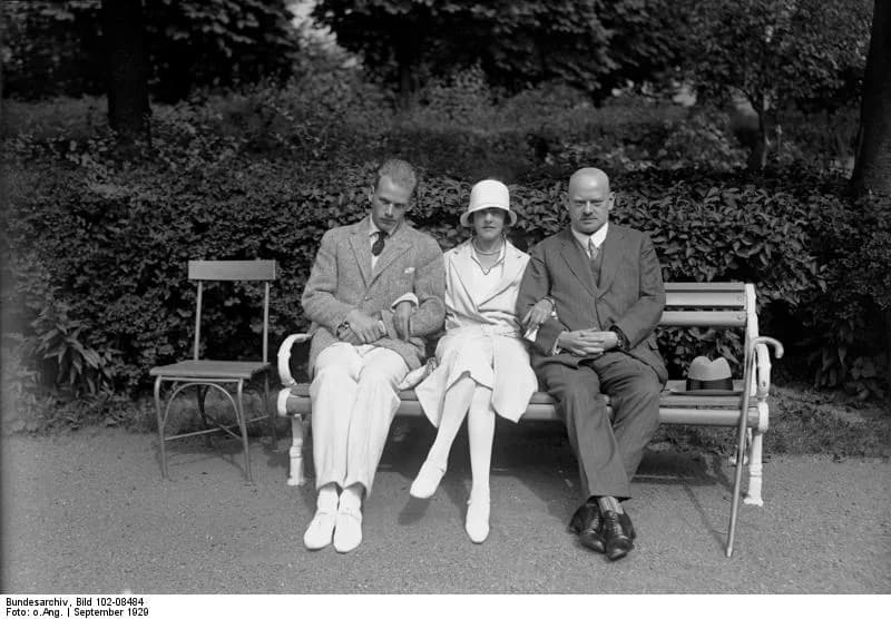 Gustav Stresemann - For documentary purposes the German Federal Archive often retained the original image captions, which may be erroneous, biased, obsolete or politically extreme. Der deutsche Reichs