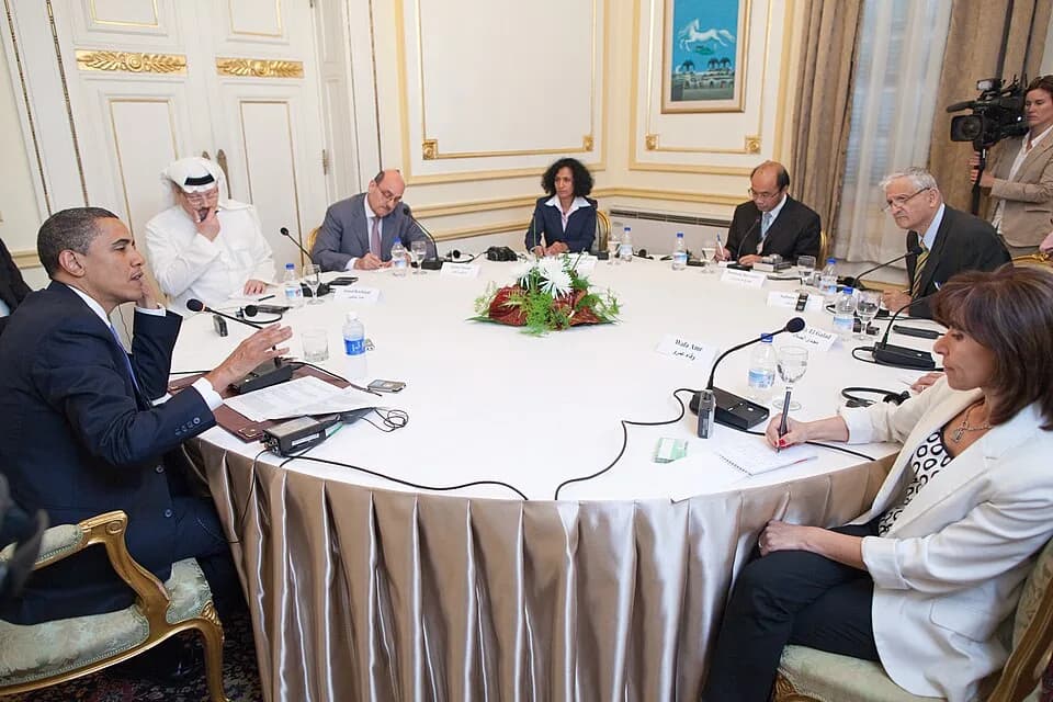 Jamal Khashoggi - President Barack Obama participates in a roundtable interview with regional reporters following his speech at Cairo University, Cairo, Egypt, June 4, 2009. Clockwise from President O