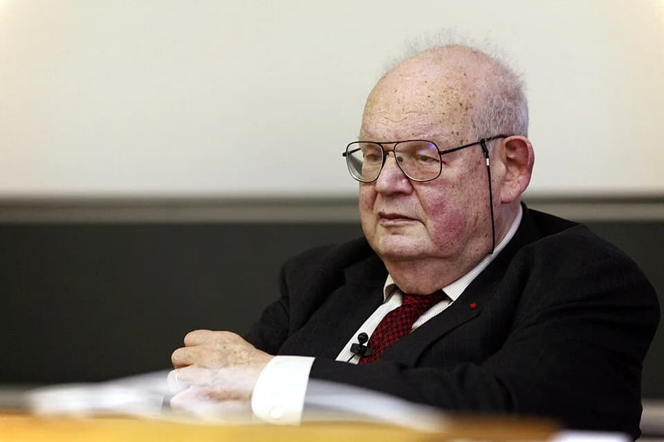 Benoit Mandelbrot - Benoît Mandelbrot at the EPFL, on the 14h of March 2007