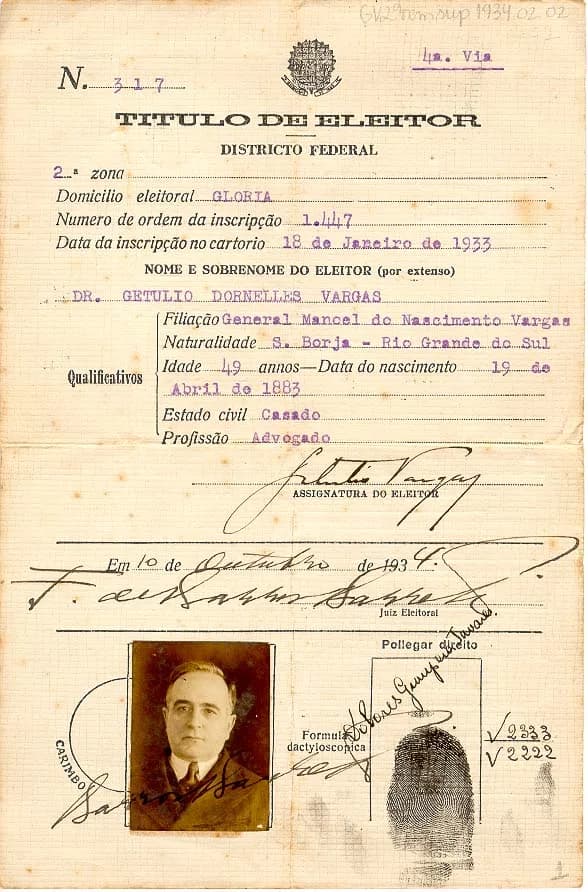 Getúlio Vargas - Título de eleitor de Getúlio Vargas.