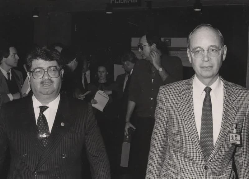 Turgut Özal - Turgut Özal and Klaus Schwab.