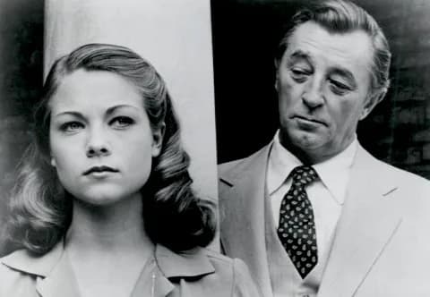 Elia Kazan - Robert Mitchum and Theresa Russell in The Last Tycoon (1976)