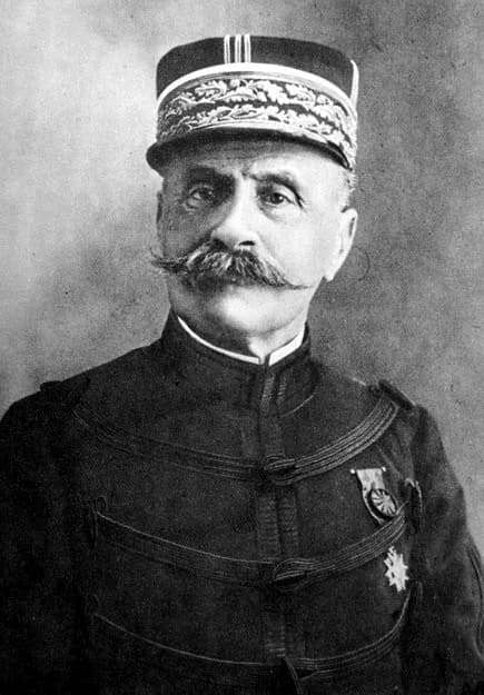 Ferdinand Foch - This image is available from the United States Library of Congress's Prints and Photographs division under the digital ID ggbain.22278.This tag does not indicate the copyright status