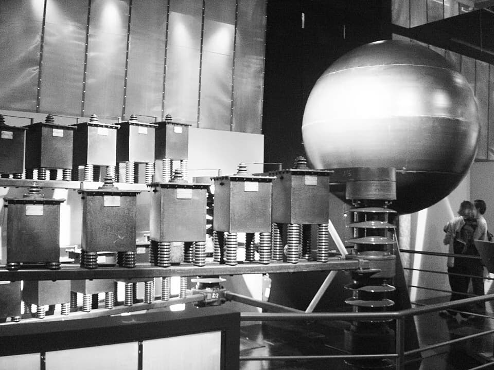 Frédéric Joliot-Curie - Parts of a discharge generator once operated by Frédéric Joliot.