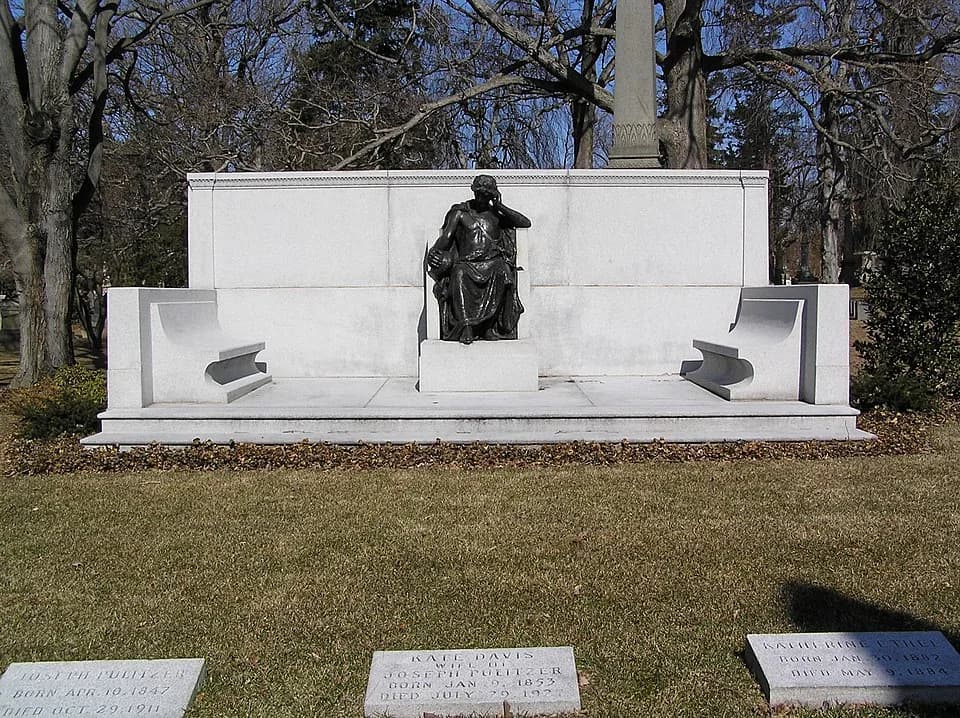 Joseph Pulitzer - The grave of Joseph Pulitzer in Woodlawn Cemetery (Bronx), NY