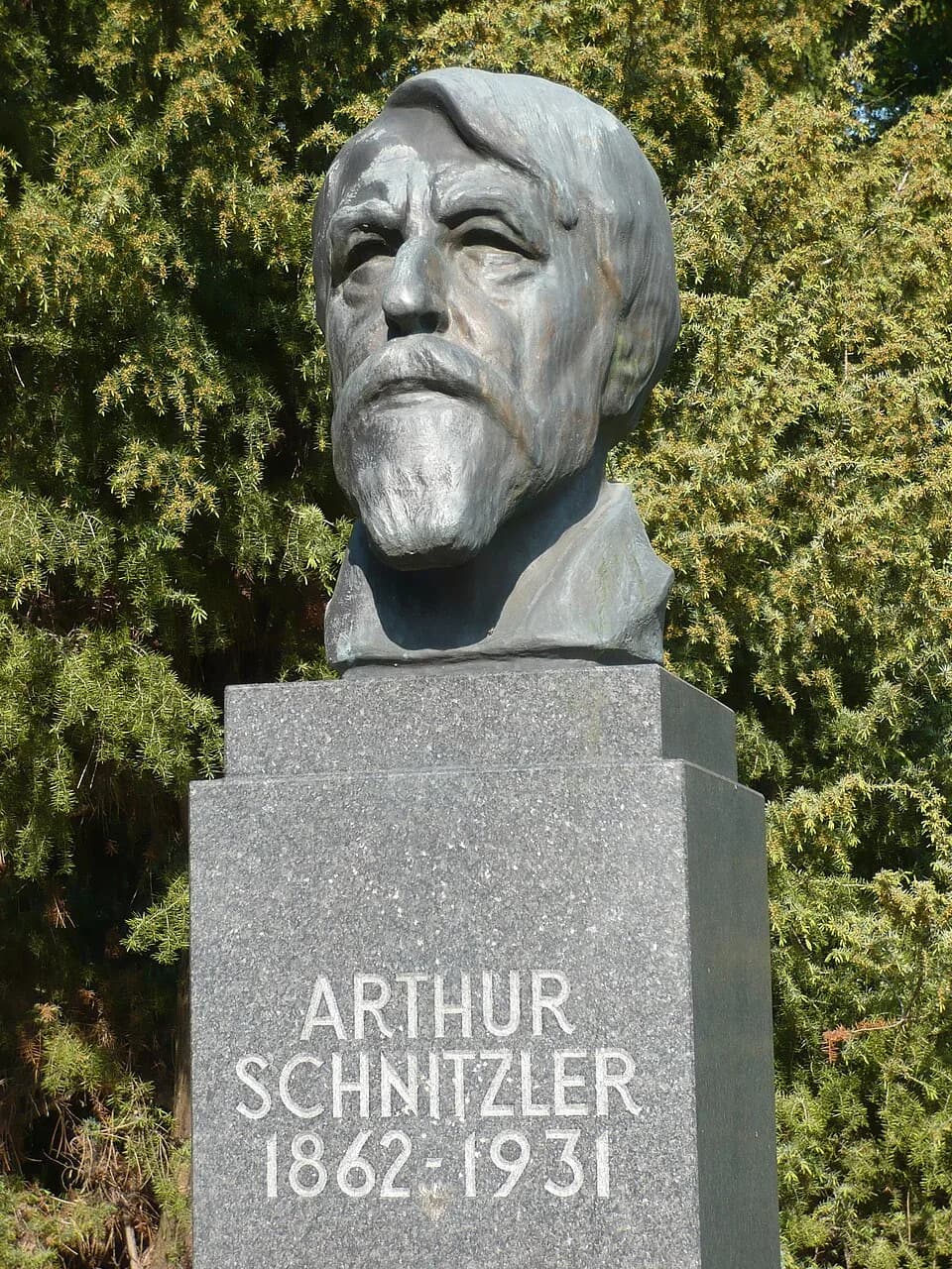 Arthur Schnitzler - Bust of Arthur Schnitzler in the Türkenschanz-Park in Vienna