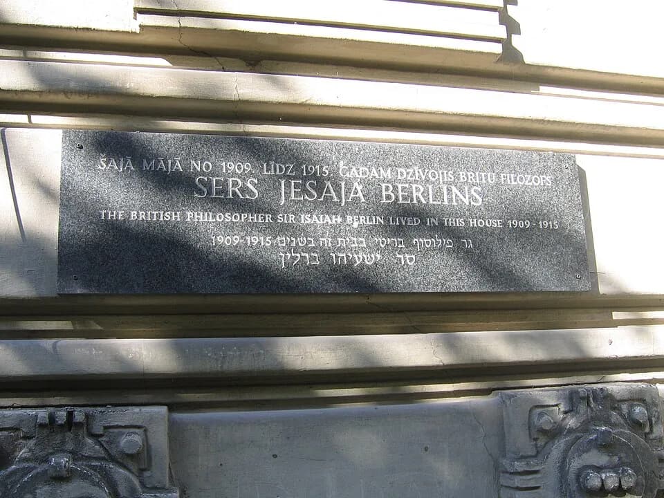 Isaiah Berlin - Same building as above. Alberta iela 2a