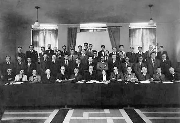 Owen Willans Richardson - Participants of the 8th Solvay Conference on Physics in Brussels 1948
1st row:

John Douglas Cockcroft,
Marie-Antoinette Tonnelat,
Erwin Schrödinger,
Owen Willans Richardson,