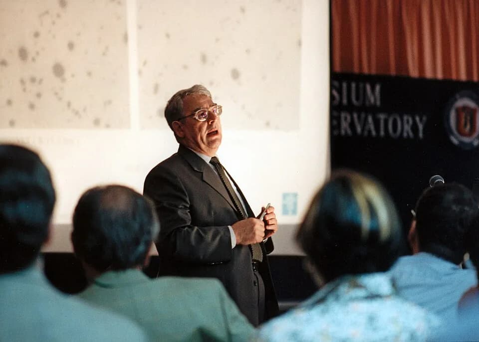 Riccardo Giacconi - Recipient of the 2002 Nobel Prize for Physics, Riccardo Giacconi. Prof. Giacconi is famous for his pioneering work in the development and application of X-ray technologies in astro