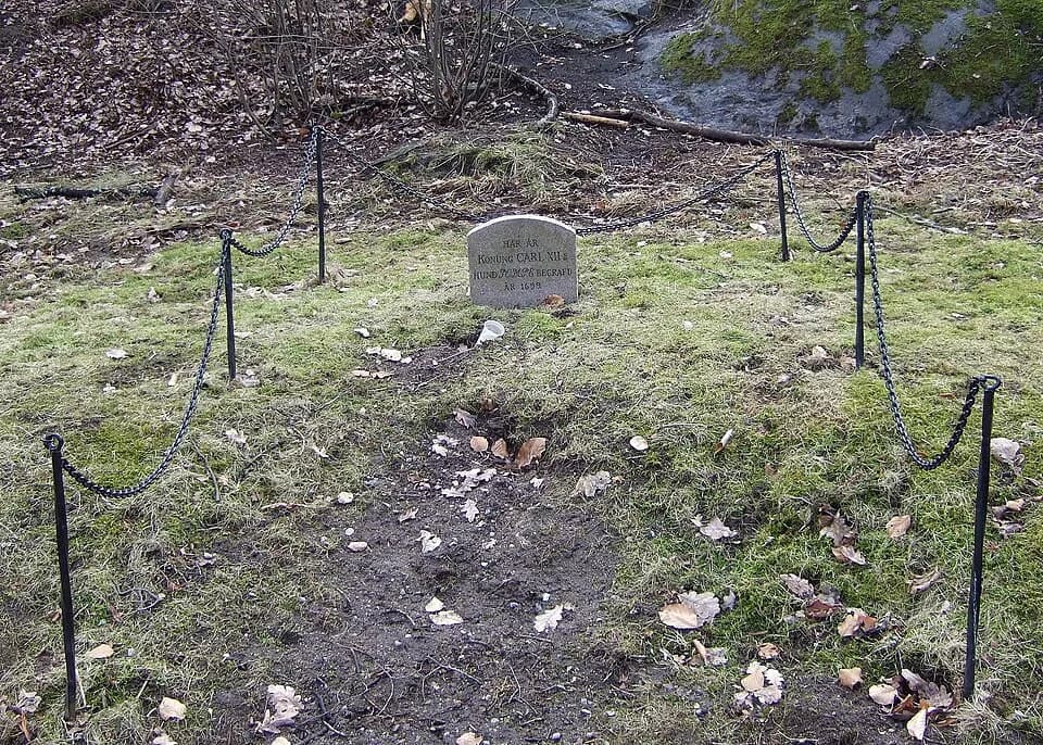 Carl XII of Sweden - Pompes grav i Karlbergsparken