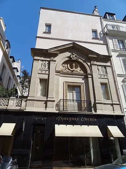 Gustave Doré - Atelier de Gustave Doré
27 Rue de Bellechasse VIIe arrondissement de Paris : Bâti vers 1865.
Gustave Doré était un illustrateur, graveur, peintre et sculpteur français (1832-1883).
L