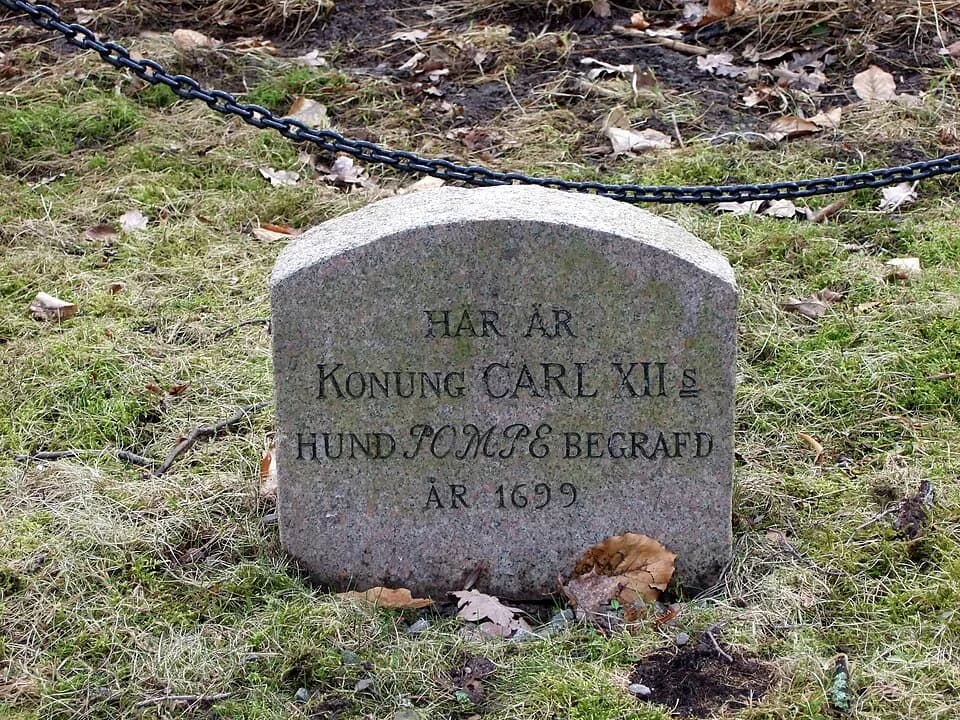 Carl XII of Sweden - Pompes grav i närbild