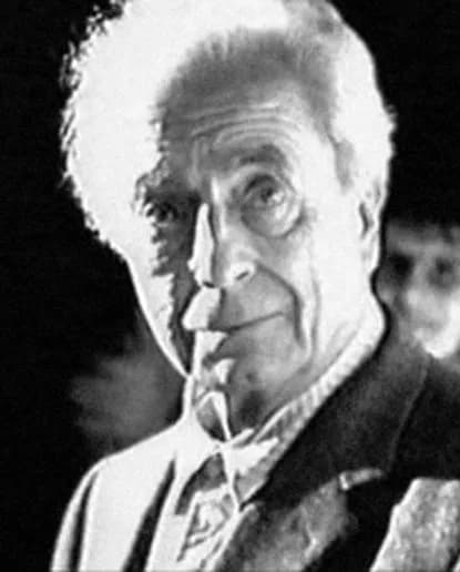 Michelangelo Antonioni - This is a portion of a photo of Michelangelo Antonioni at the premiere of Jenseits der Wolken on October 29, 1995.