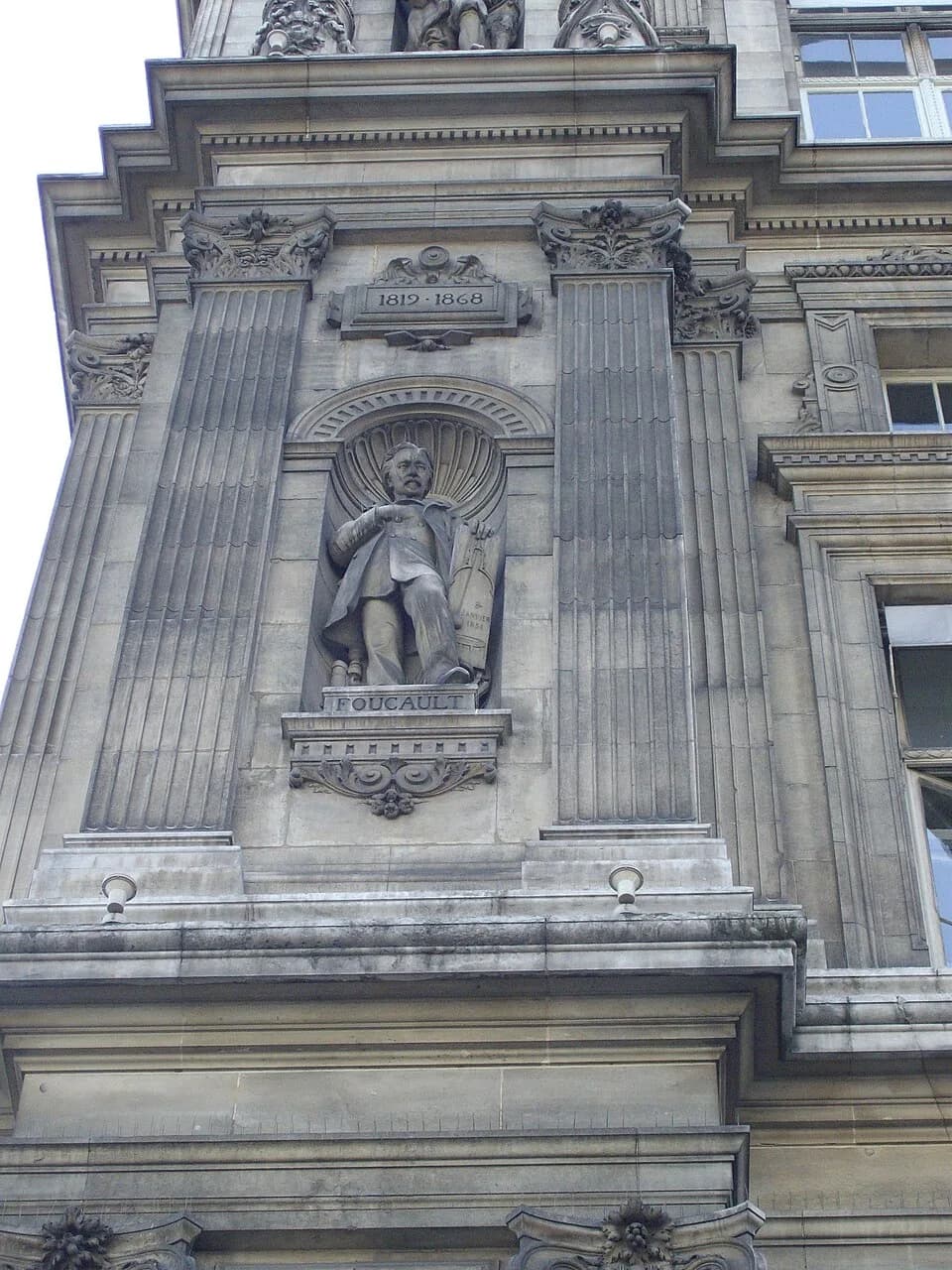 Léon Foucault - Statues of the City Hall of Paris, France