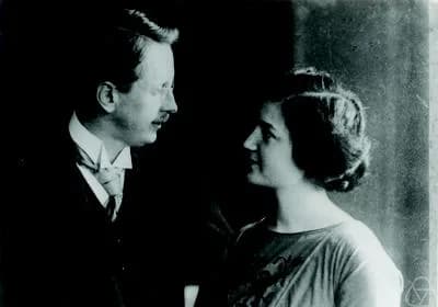 Hermann Weyl - Hermann Weyl (left) and Helene Weyl (right)