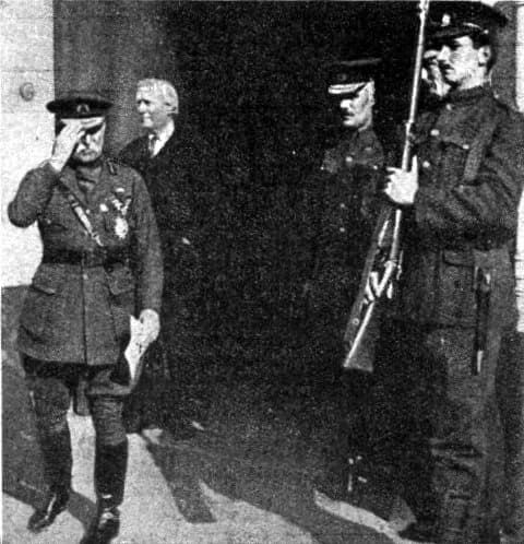 H. H. Asquith - Commander of the British Expeditionary Force, Field Marshall Sir John French, and British Prime Minister, Herbert Asquith, at BEF Headquarters, 1915. Photo from The War Illustrated, 26