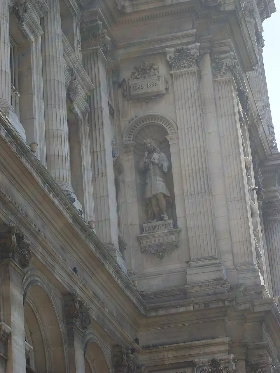 Jean de La Bruyère - Statues of the City Hall of Paris, France