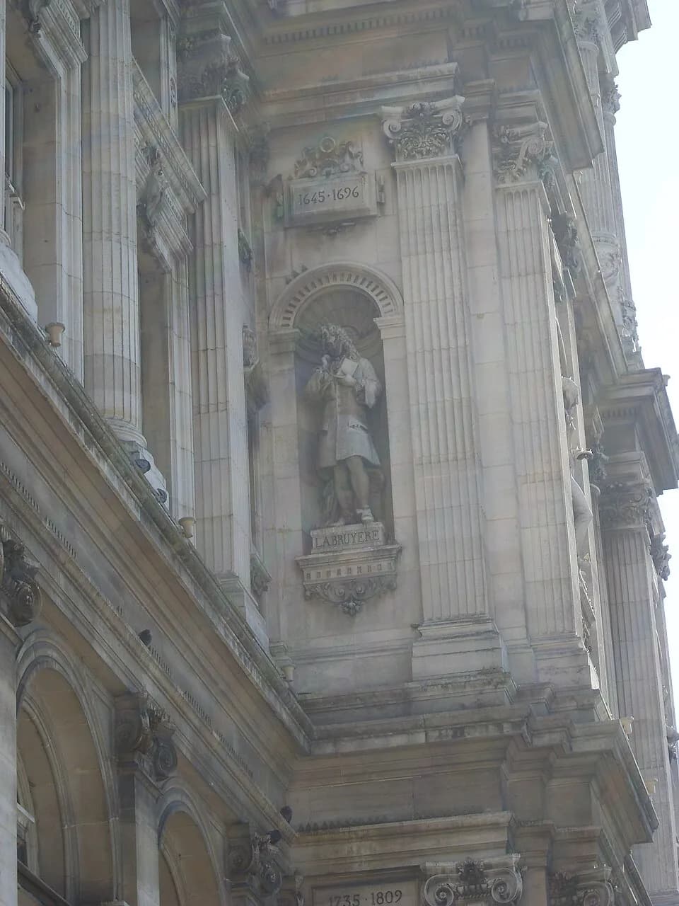 Jean de La Bruyère - Statues of the City Hall of Paris, France