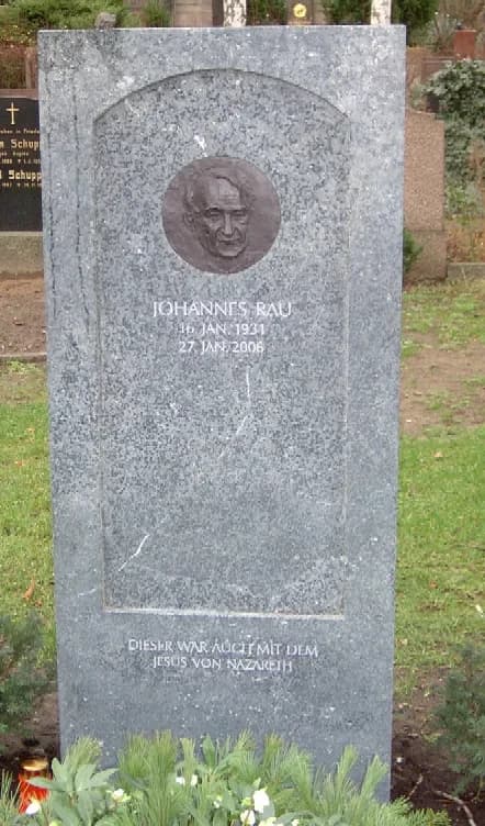 Johannes Rau - Tombstone Johannes Rau.jpg