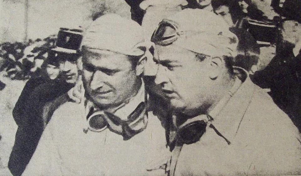 Juan Manuel Fangio - Juan Manuel Fangio y Froilan Gonzalez.