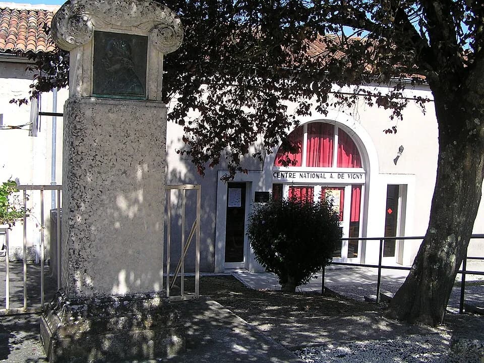 Alfred de Vigny - show room