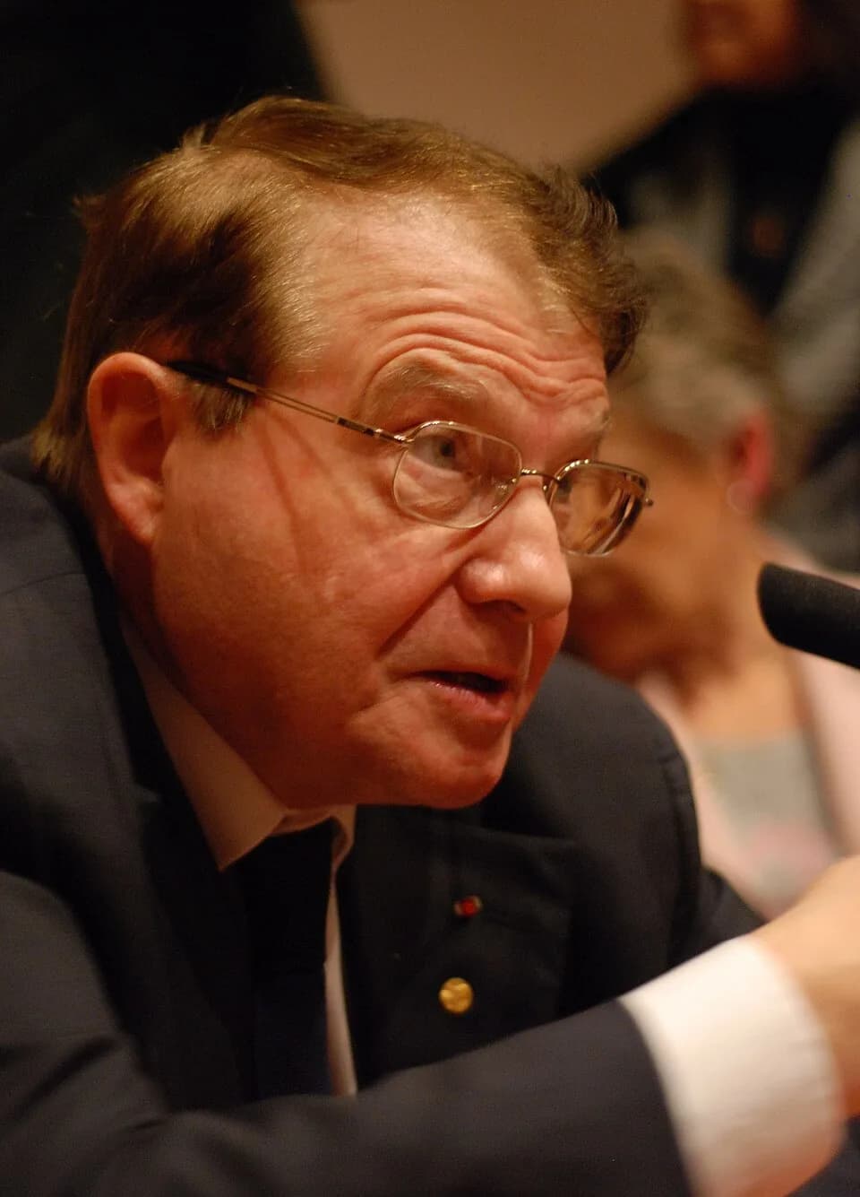 Luc Montagnier - Luc Montagnier, Nobel Prize Laureate for Physiology or Medicine 2008, at a press conference at the Karolinska in Solna