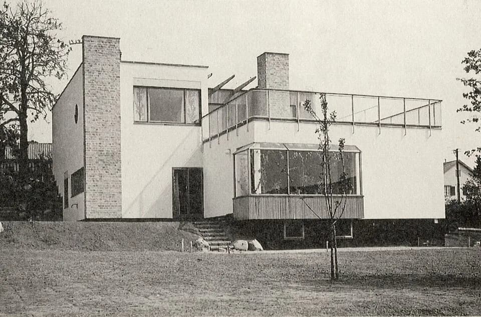 Alva Myrdal - Alva och Gunnar Myrdals villa i Bromma, Stockholm. Arkitekt Sven Markelius 1937