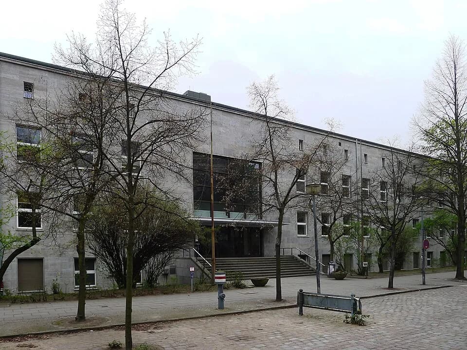 Ernst Ruska - Institutsgebäude