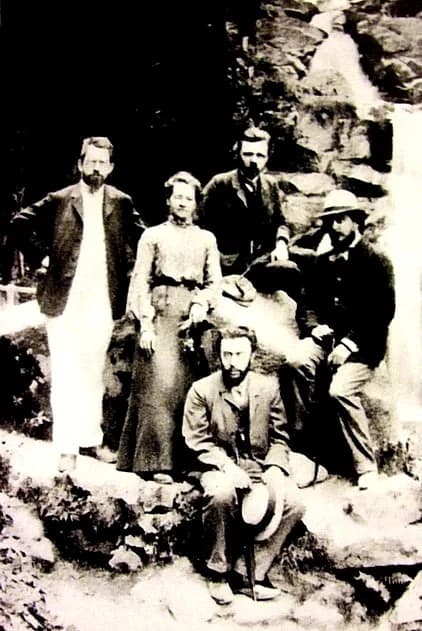 Nikolai Berdyaev - Группа основателей будущего «Союза освобождения» в 1902 г. в Германии: Пётр Струве, Нина Струве, Василий Богучарский, Николай Бердяев и Семён Франк (внизу).