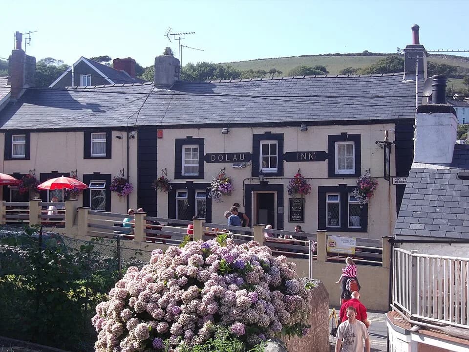 Dylan Thomas - The Dolau was reputably regularly visited by Caitlin Thomas, wife of famous Welsh Poet Dylan Thomas and it is part of the Dylan Thomas Trail.  The couple spent a lot of time in New Quay