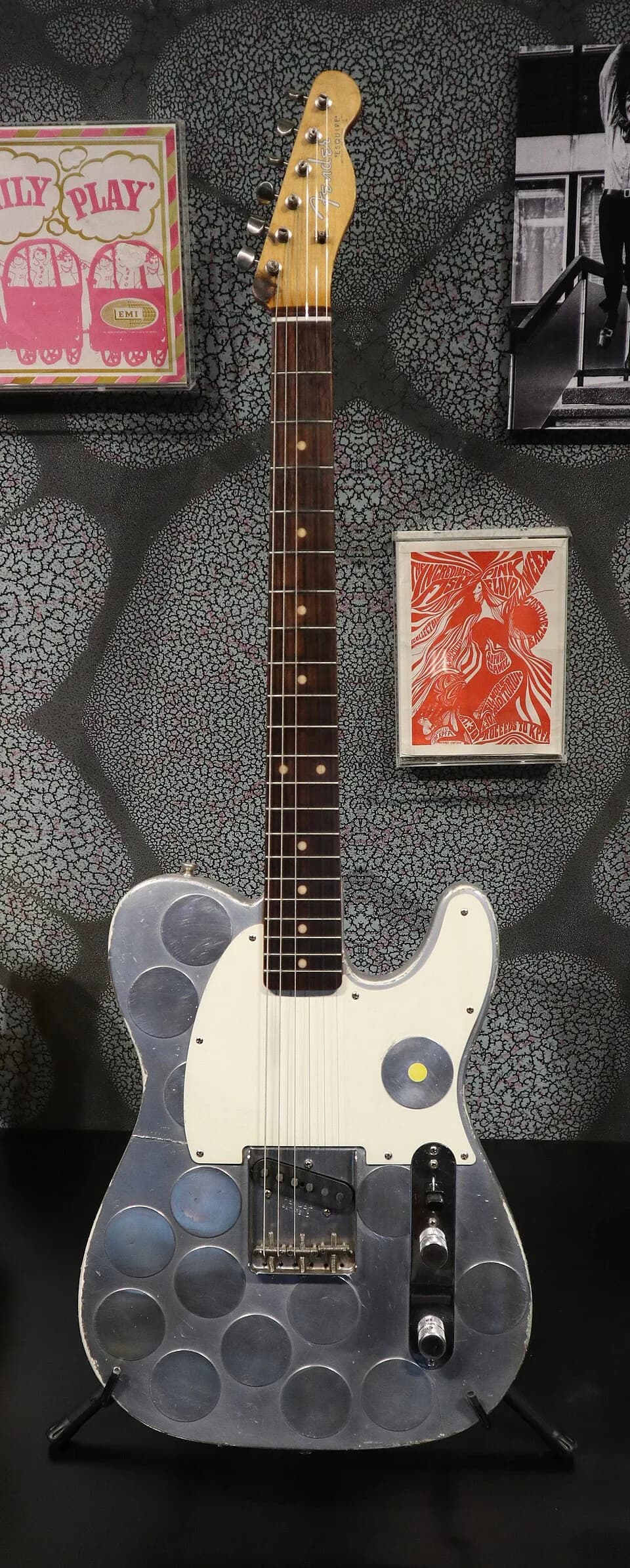 Syd Barrett - Syd Barretts "Mirrored" Fender Esquire at the Pink Floyd: Their Mortal Remains exhibition in Toronto. June 25, 2023.