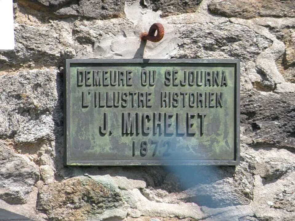 Jules Michelet - Plaque commemorating Jules Michelet’s stay in Dinard in 1872.