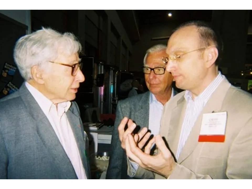 Robert Edwards - Sills with IVF co-developer Robert G. Edwards (left) in 2010