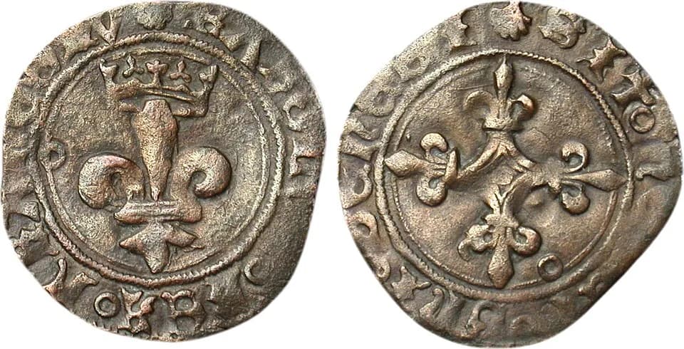 Charles VIII of France - Nom de l'atelier/ville : Dijon
Métal : billon
Diamètre : 20mm
Axe des coins : 5h.
Poids : 1,21g.
Titulature avers : (coquille) KAROLV[S]° REX° FRAnCORV, (annelet 14e).
Descrip