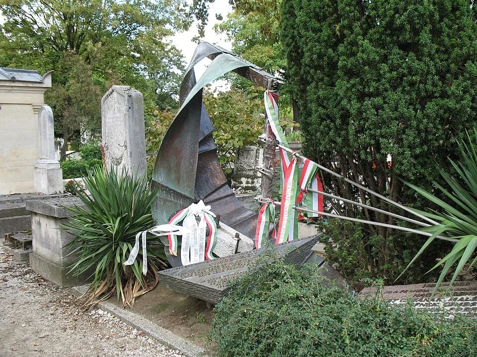 Imre Nagy - Cimetière du Père-Lachaise.  Paris.