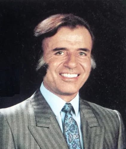 Carlos Menem - Carlos Menem, foto de campaña 1989.