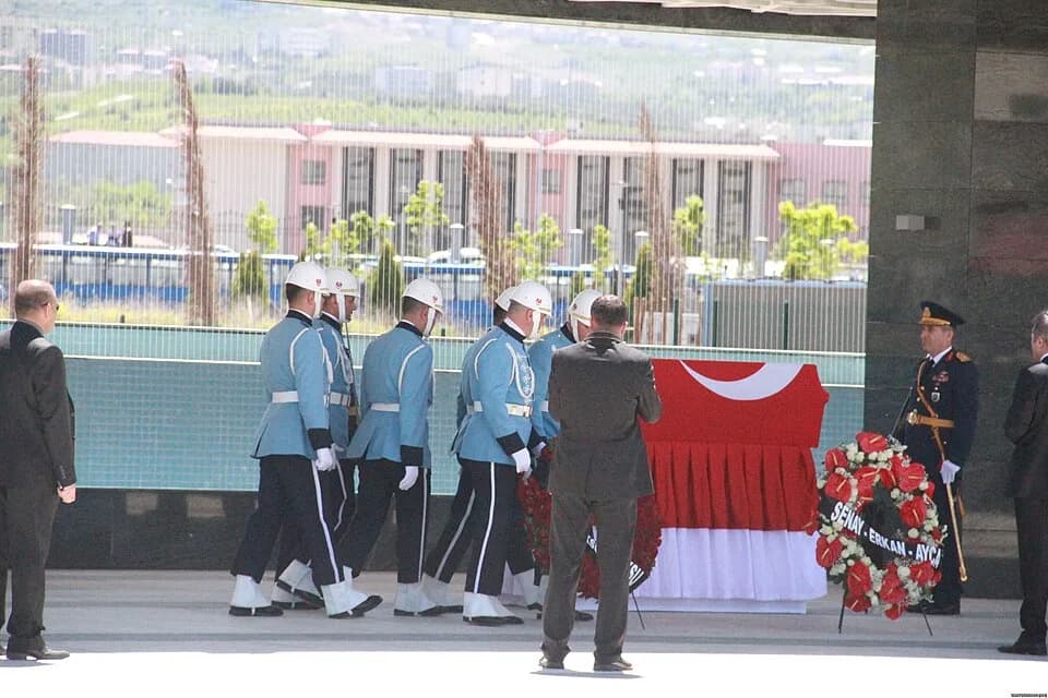 Kenan Evren - Kenan Evren'in 12 Mayıs 2015 tarihindeki cenazesinden bir kare.