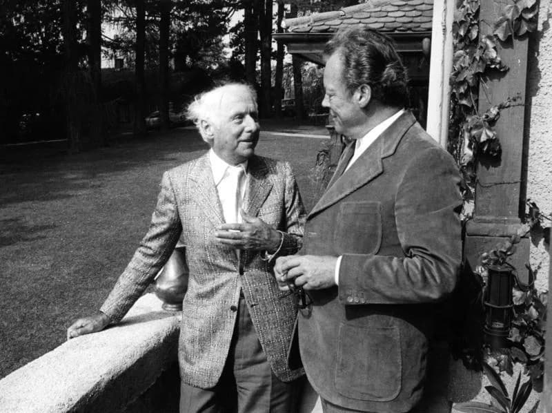 Max Ernst - For documentary purposes the German Federal Archive often retained the original image captions, which may be erroneous, biased, obsolete or politically extreme. München, Olympische Spiele