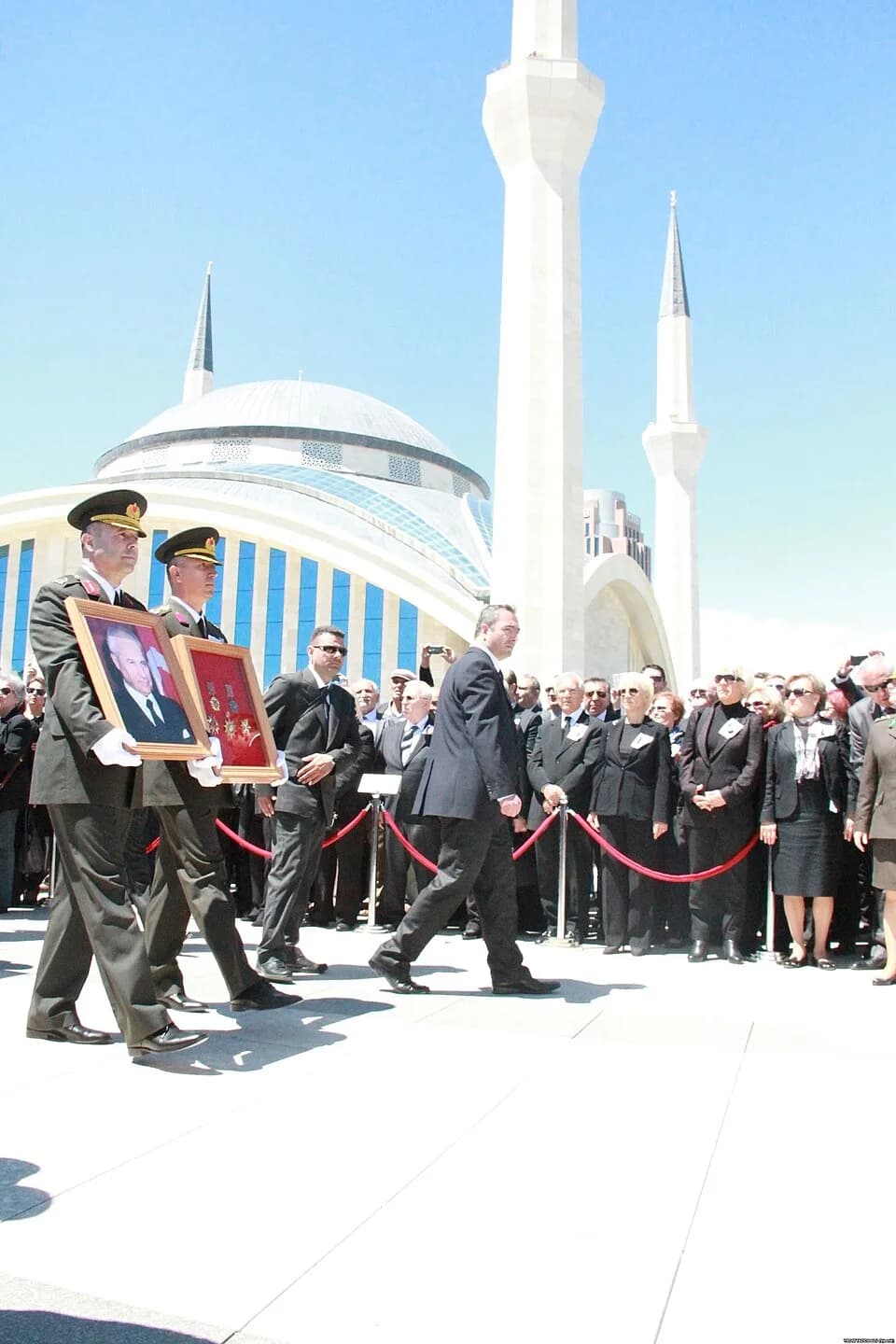 Kenan Evren - Kenan Evren'in 12 Mayıs 2015 tarihindeki cenazesinden bir kare.