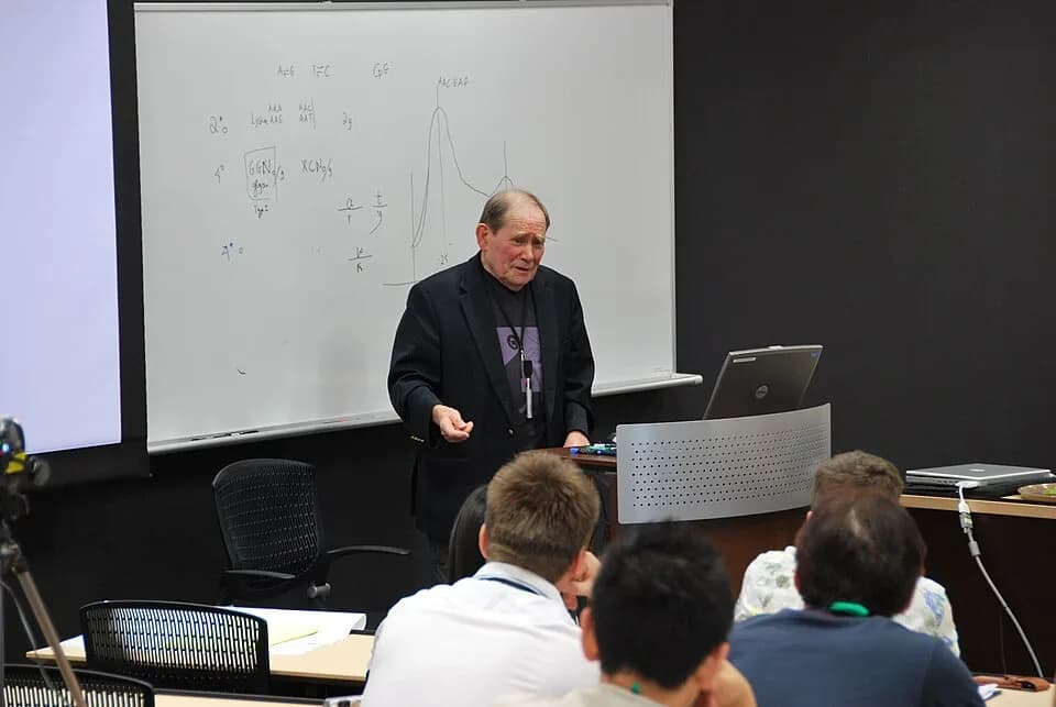 Sydney Brenner - Sydney Brenner speaking at the Okinawa Institute of Science and Technology, December 2008