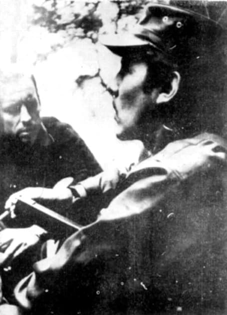 Eduardo Galeano - Eduardo Galeano Entrevista al guerrillero guatemalteco César Montes