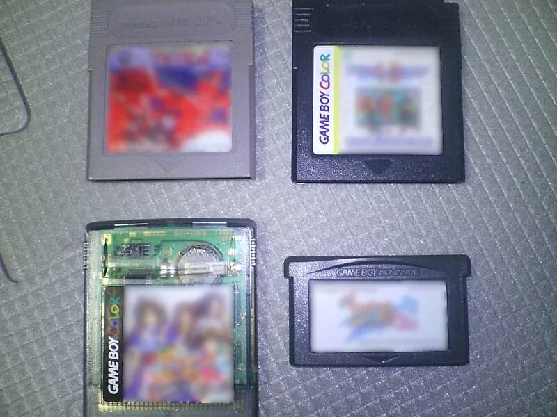Akira Toriyama - Cartridges for Game Boy and variants

Sample for Game Boy cartridge : Tetris
Sample for Game Boy &amp; Game Boy Color common cartridge : Dragon Quest I &amp; II
Sample for Game Boy Co