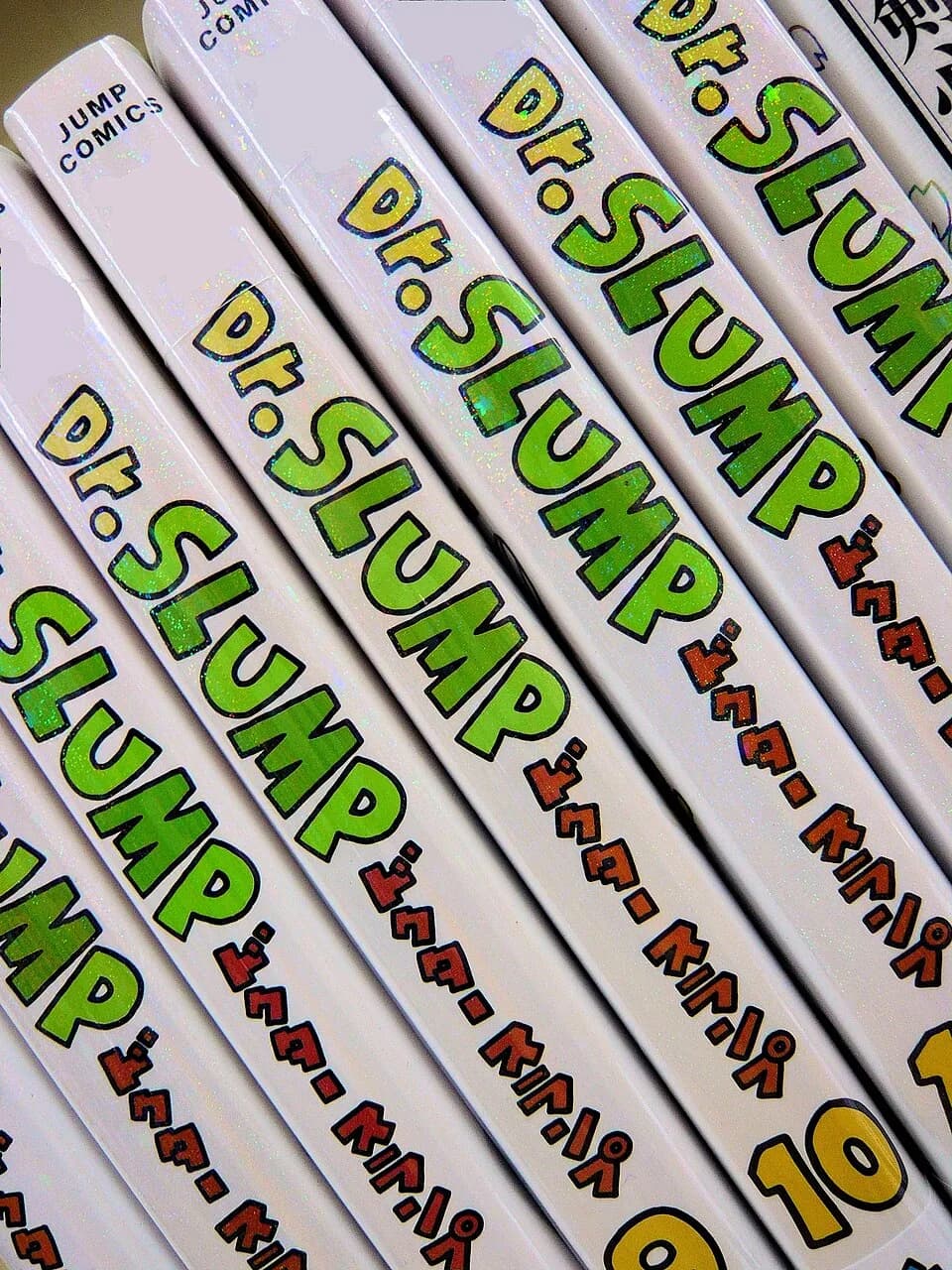 Akira Toriyama - Spines of the kanzenban edition of Akira Toriyama's Dr. Slump manga series