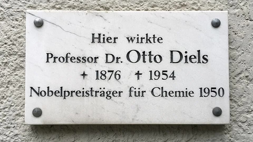 Otto Diels - Gedenktafel des Chemikers Otto Diels am Medizinaluntersuchungsamt und Krankenhaushygiene vom Universitätsklinikum Schleswig-Holstein in der Brunswiker Straße 4 in Kiel