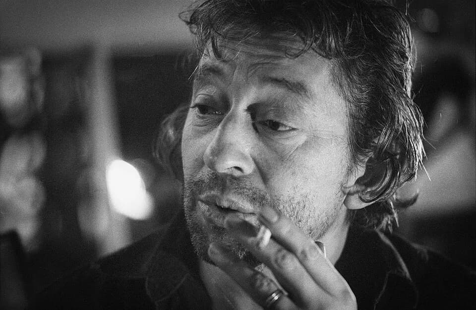Serge Gainsbourg - Serge Gainsbourg by Claude Truong-Ngoc, 24 November 1981.The story of this image is available at Strasbourg… mon amour ! (French).