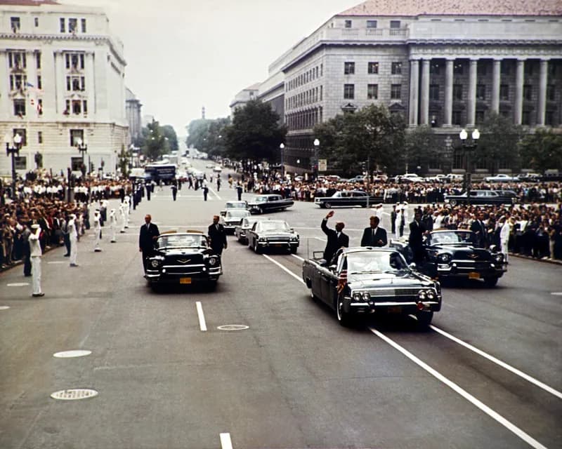 Mohammed Zahir Shah - The King's visit to the U.S. capital in September 1963 was received with great enthusiasm. Afghan flags and banners welcomed the Monarch as he and John F. Kennedy rode through th