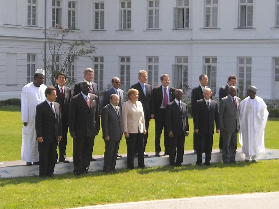 Meles Zenawi - (left to right): Alpha Oumar Konaré of Mali, head of the African Union, French President Nicolas Sarkozy, Japanese Prime Minister Shinzo Abe, Ghana president John Kufuor, Canadian Prime